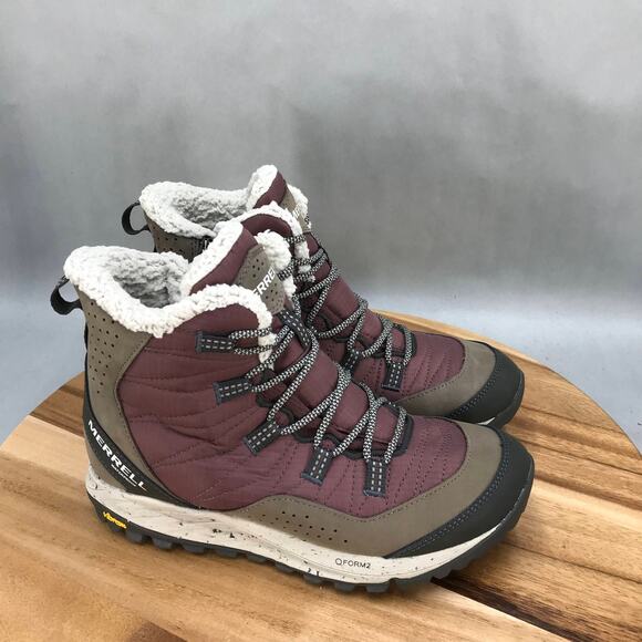 Merrell Women's Ankle Boots in Burgundy and Gray - Picture 1 of 6